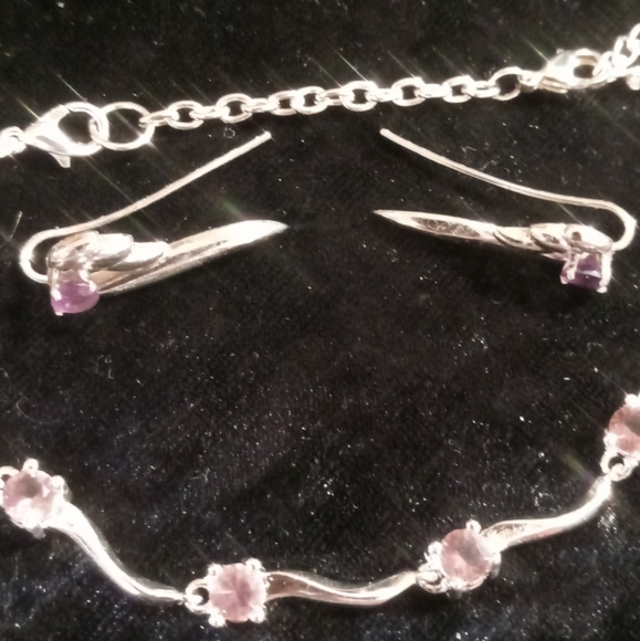 Tennis bracelet sterling 925 bracelet with a angel wing earring & amethyst. - Picture 3 of 8